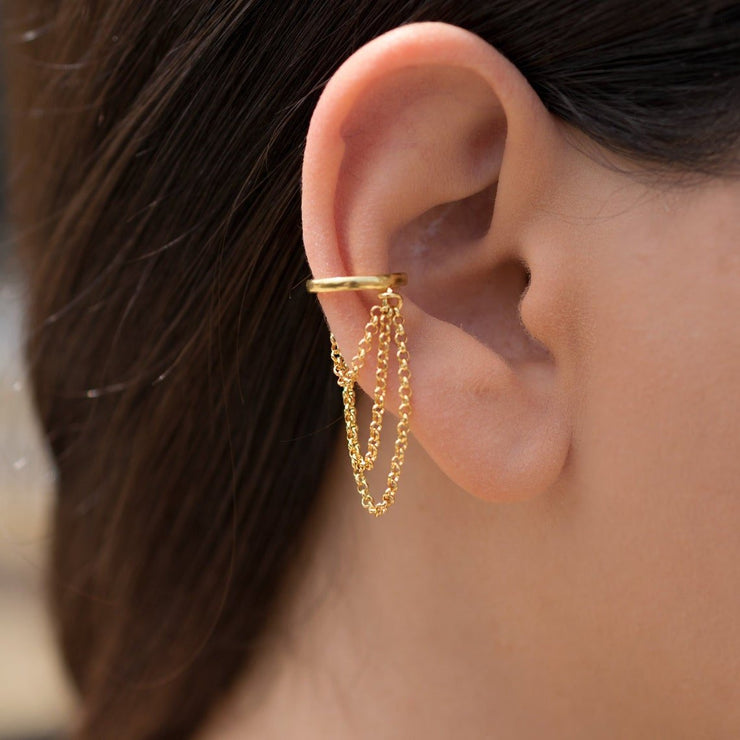 Ear cuff with chains
