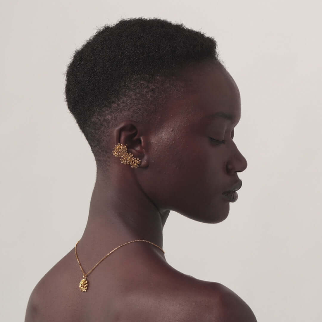 Colgante medallón "ανθισμένο λουλούδι"