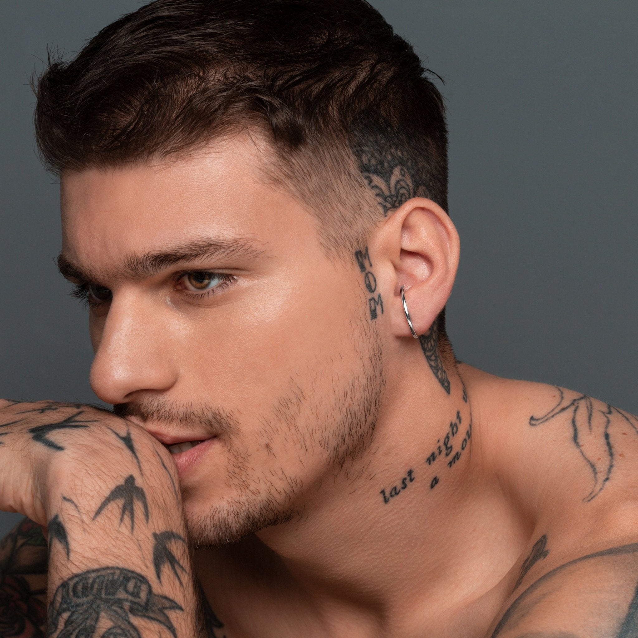 Mens bar earrings discount