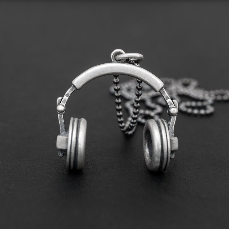 925 silver earphones necklace, DJ gift fo music addicts | Emmanuela®