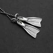 Handmade 925 sterling silver 'Flipper' necklace for men Emmanuela - handcrafted for you