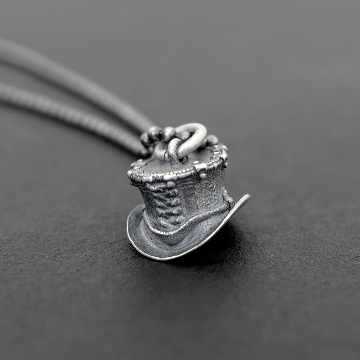 Handmade 925 sterling silver 'Hat' necklace for men Emmanuela - handcrafted for you