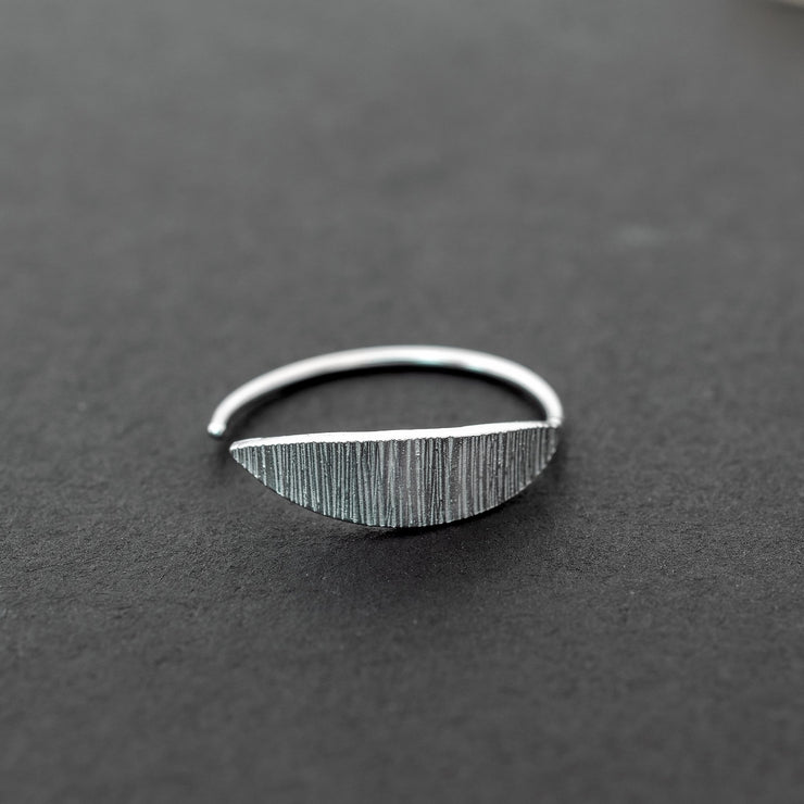 Handmade 925 sterling silver 'Leaf' earring for men Emmanuela - handcrafted for you